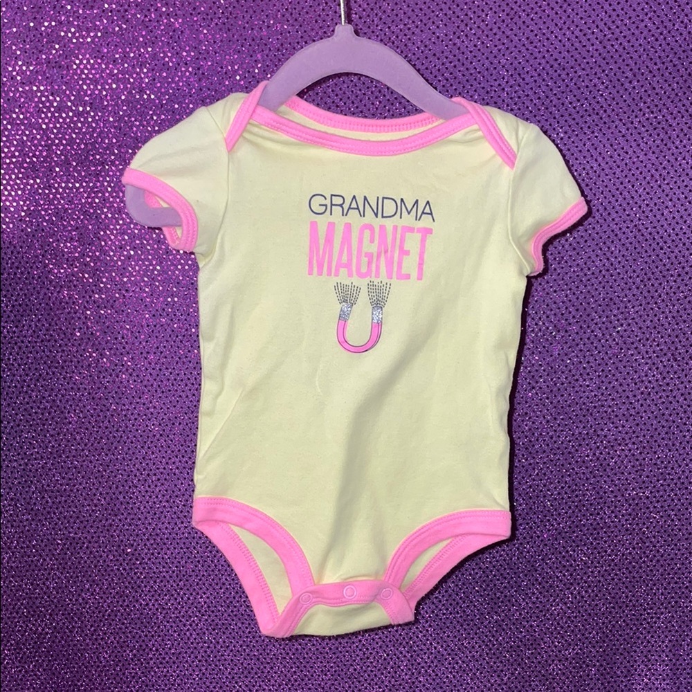 Grandma Magnet Baby Onesie - Yellow and Pink